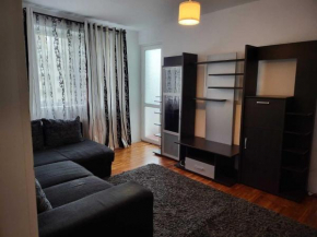 Apartament de vis cu parcare privata